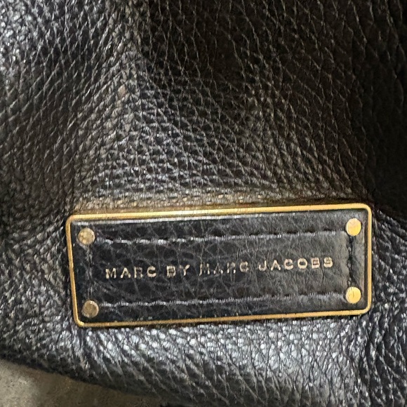 Marc by Marc Jacob’s purse - Picture 2 of 4